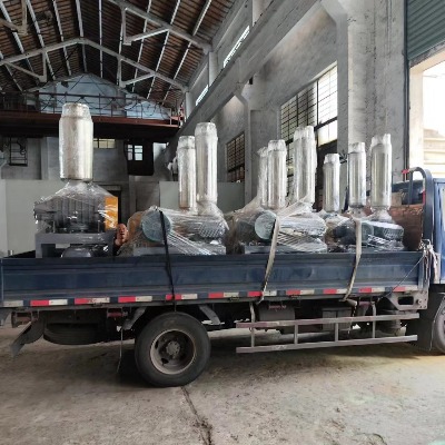 羅茨風(fēng)機(jī)發(fā)貨中